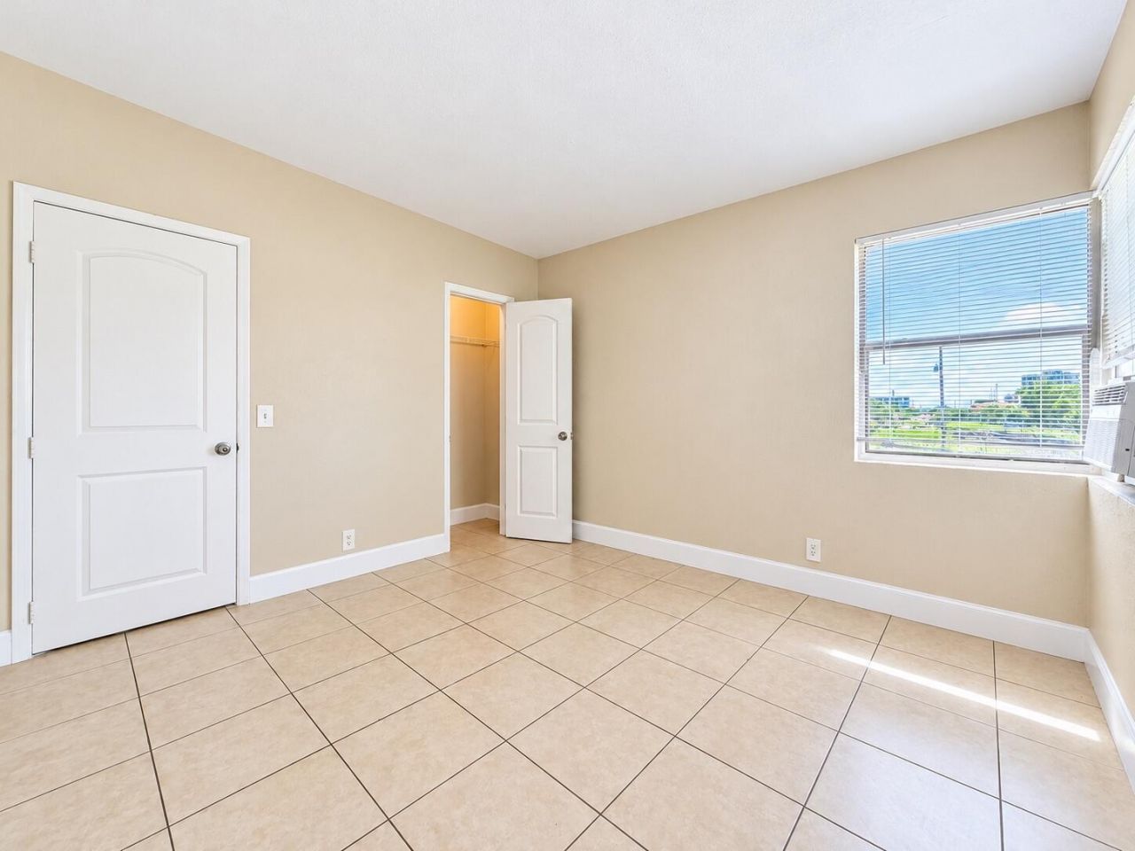 1010 9th Street, Unit 6, West Palm Beach, FL 33401 Photo