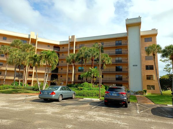 4640 Lucerne Lakes Boulevard W, Unit 307, Lake Worth, FL 33467
