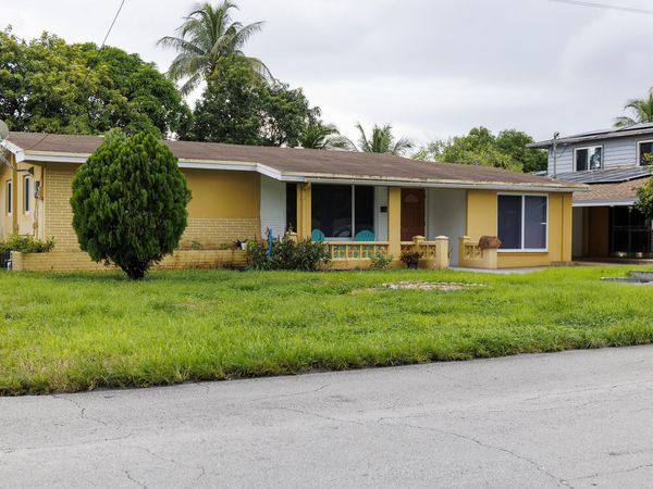 7654 GRANADA Boulevard, Miramar, FL 33023