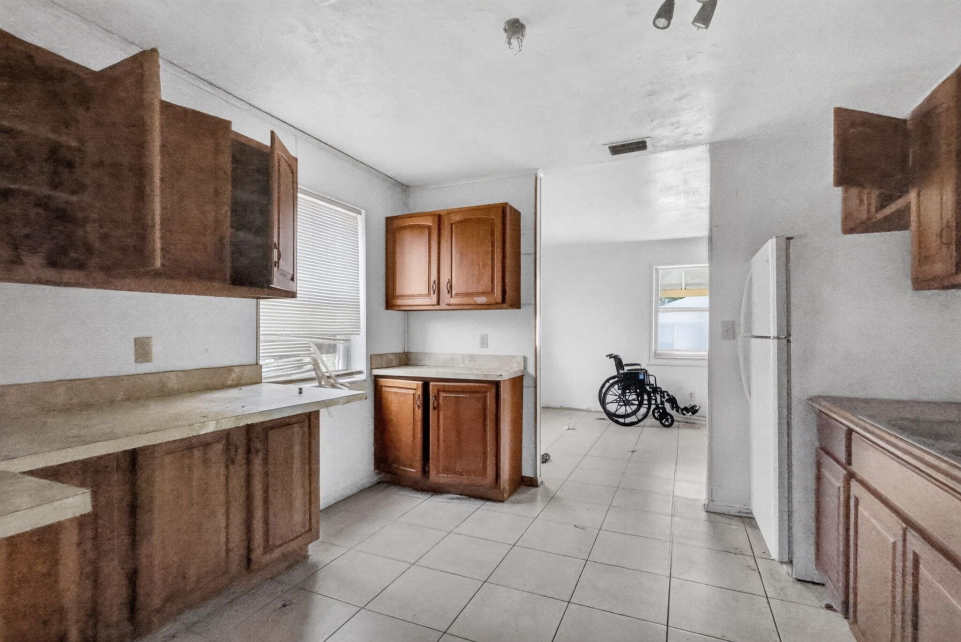 825 W 5th Street, Riviera Beach, FL 33404 Photo