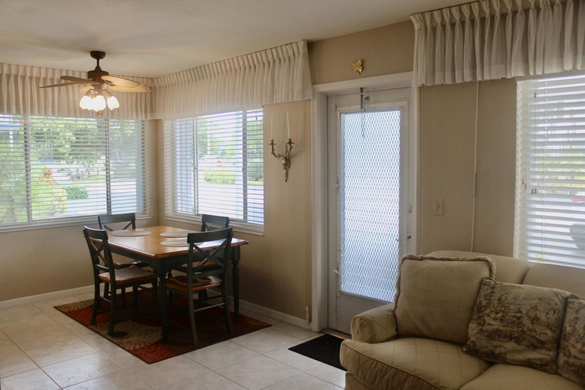 2440 Lake Osborne Drive, Unit 105, Lake Worth Beach, FL 33461 Photo
