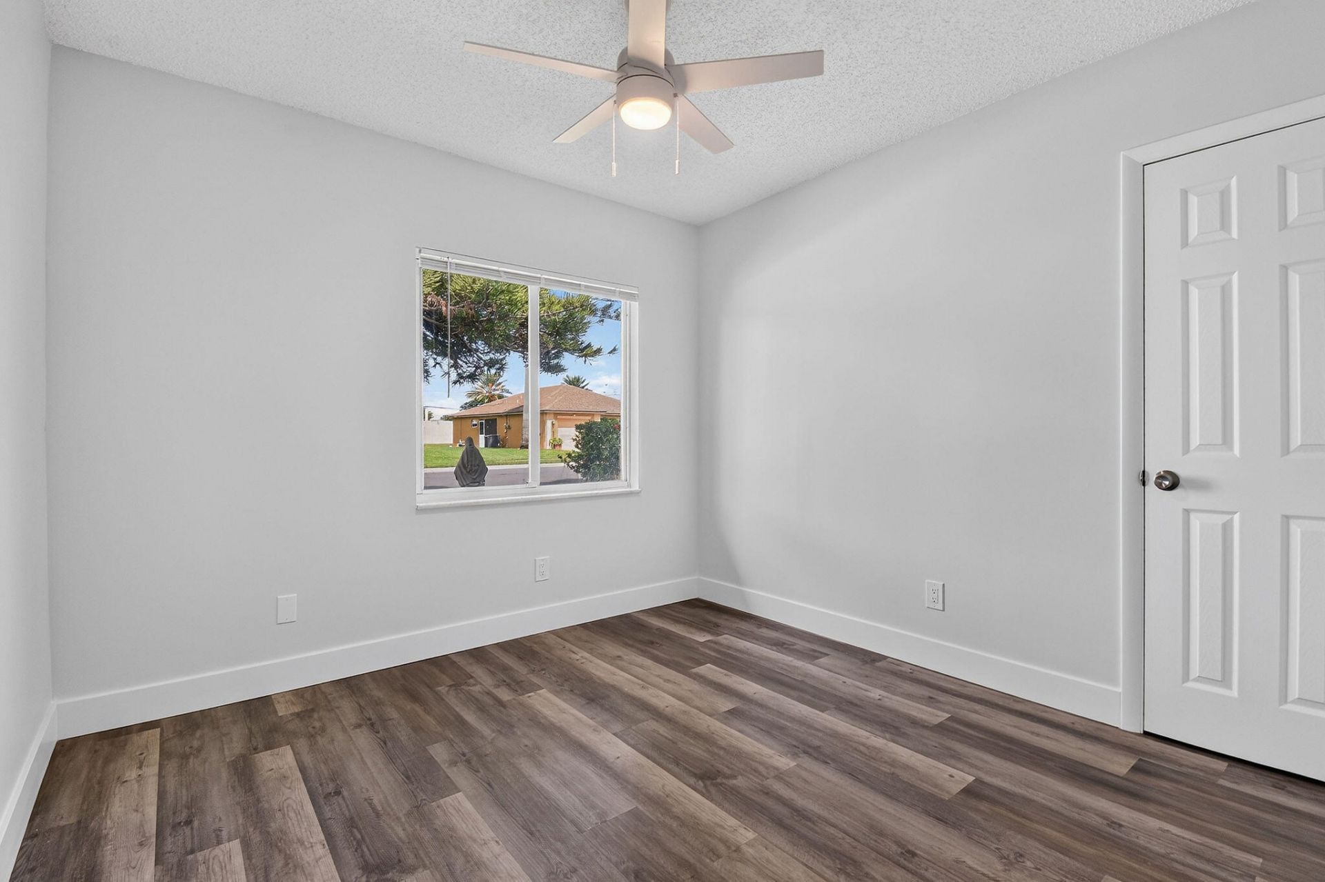 1025 W 7th Street, Riviera Beach, FL 33404 Photo