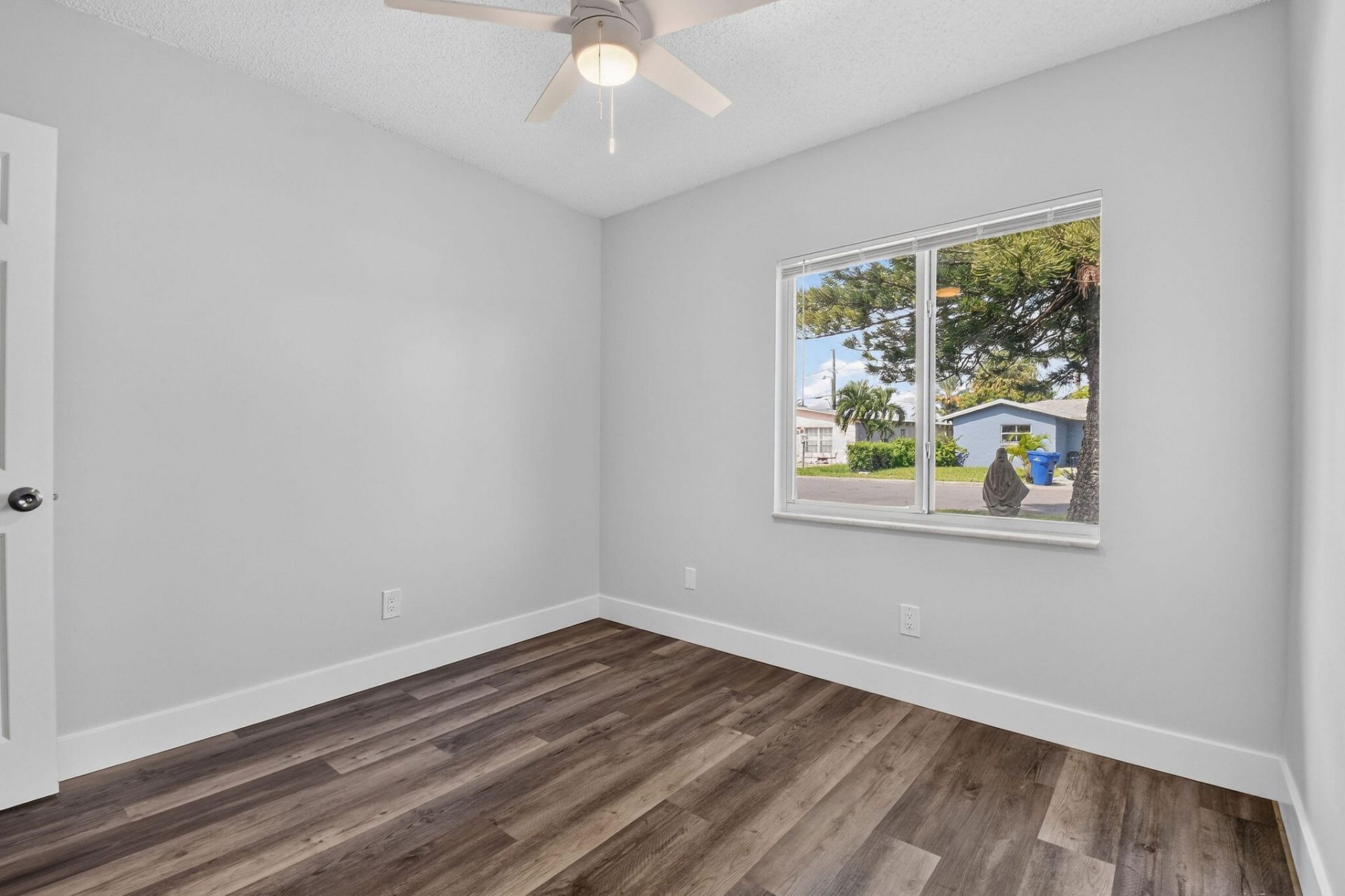 1025 W 7th Street, Riviera Beach, FL 33404 Photo