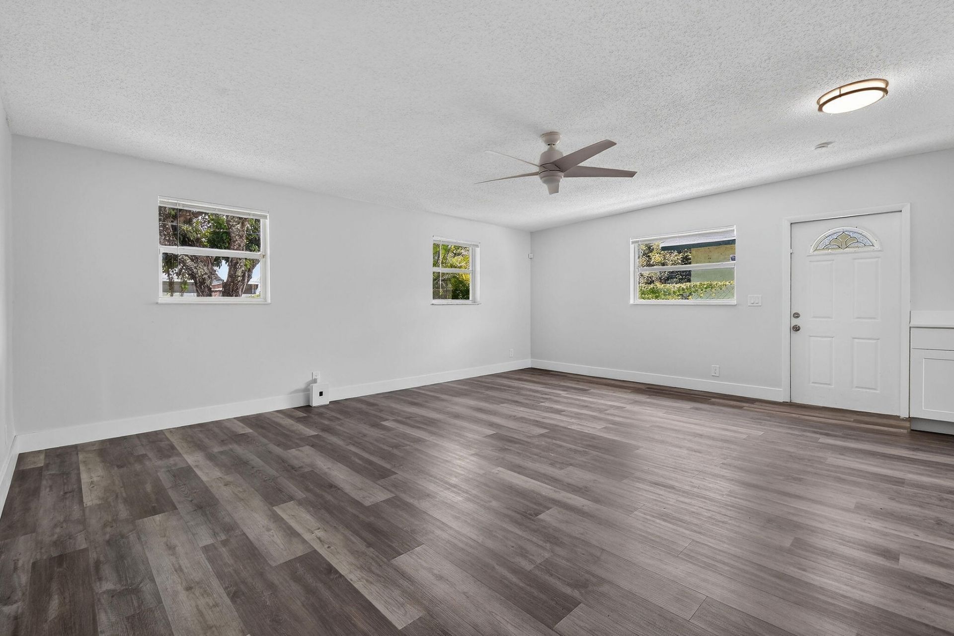 1025 W 7th Street, Riviera Beach, FL 33404 Photo