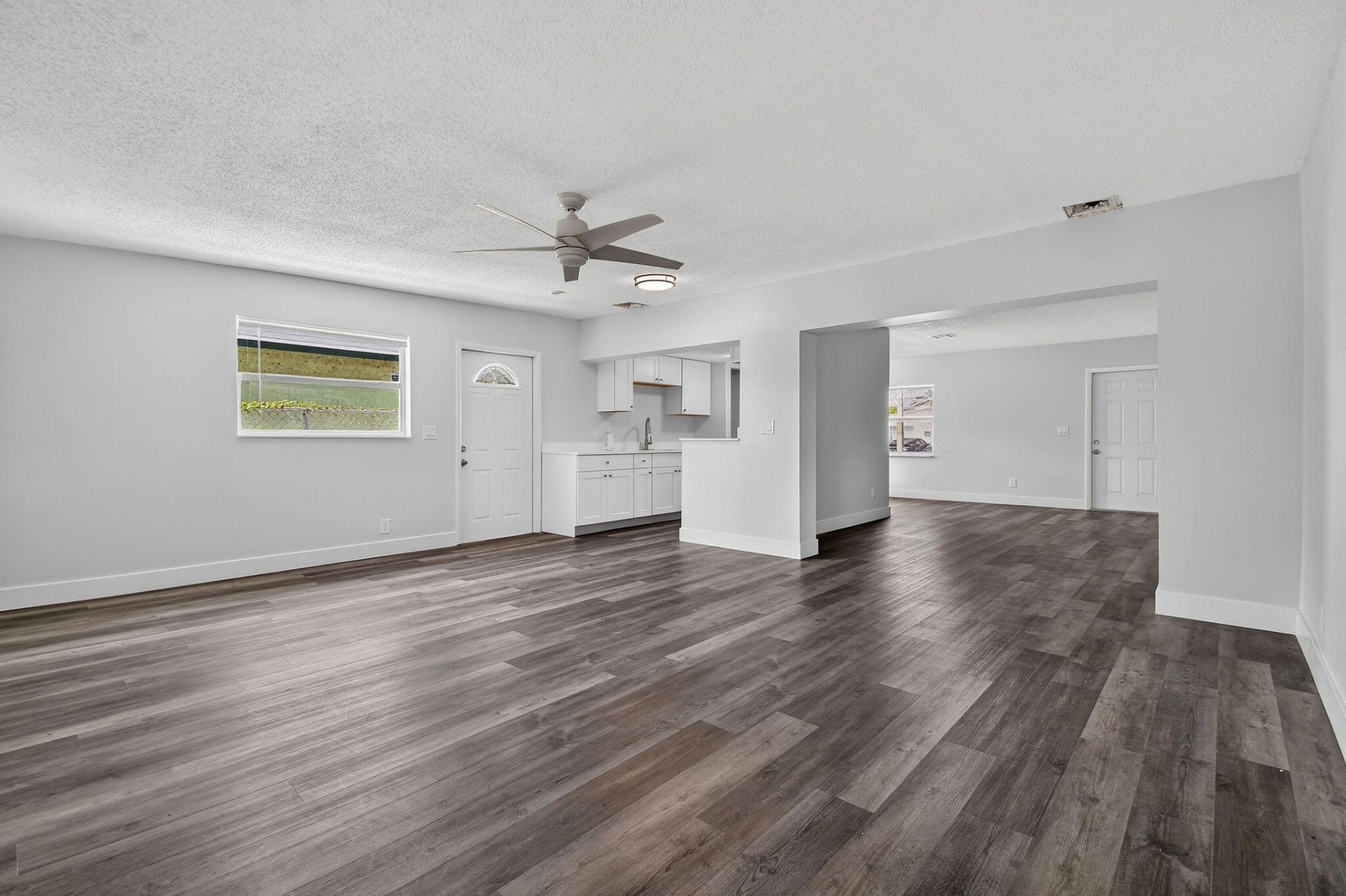 1025 W 7th Street, Riviera Beach, FL 33404 Photo
