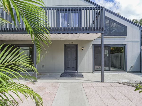 1520 39TH Avenue, Vero Beach, FL 32960