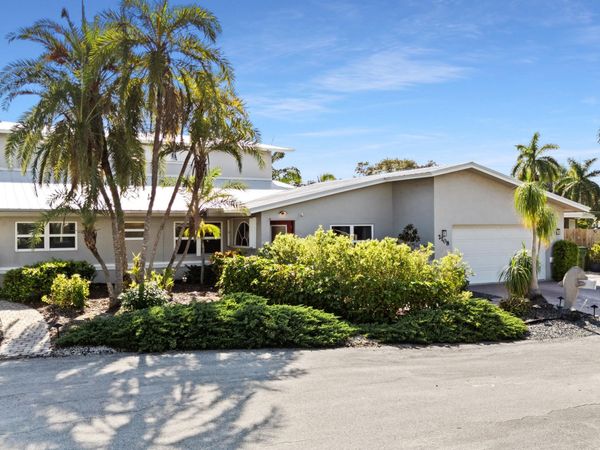 2108 NE 24TH Street, Wilton Manors, FL 33305