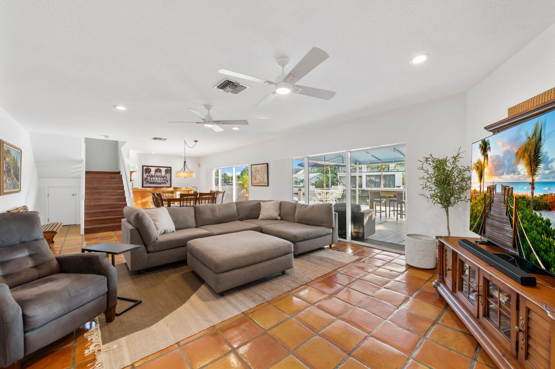 2108 NE 24th Street, Wilton Manors, FL 33305 Photo
