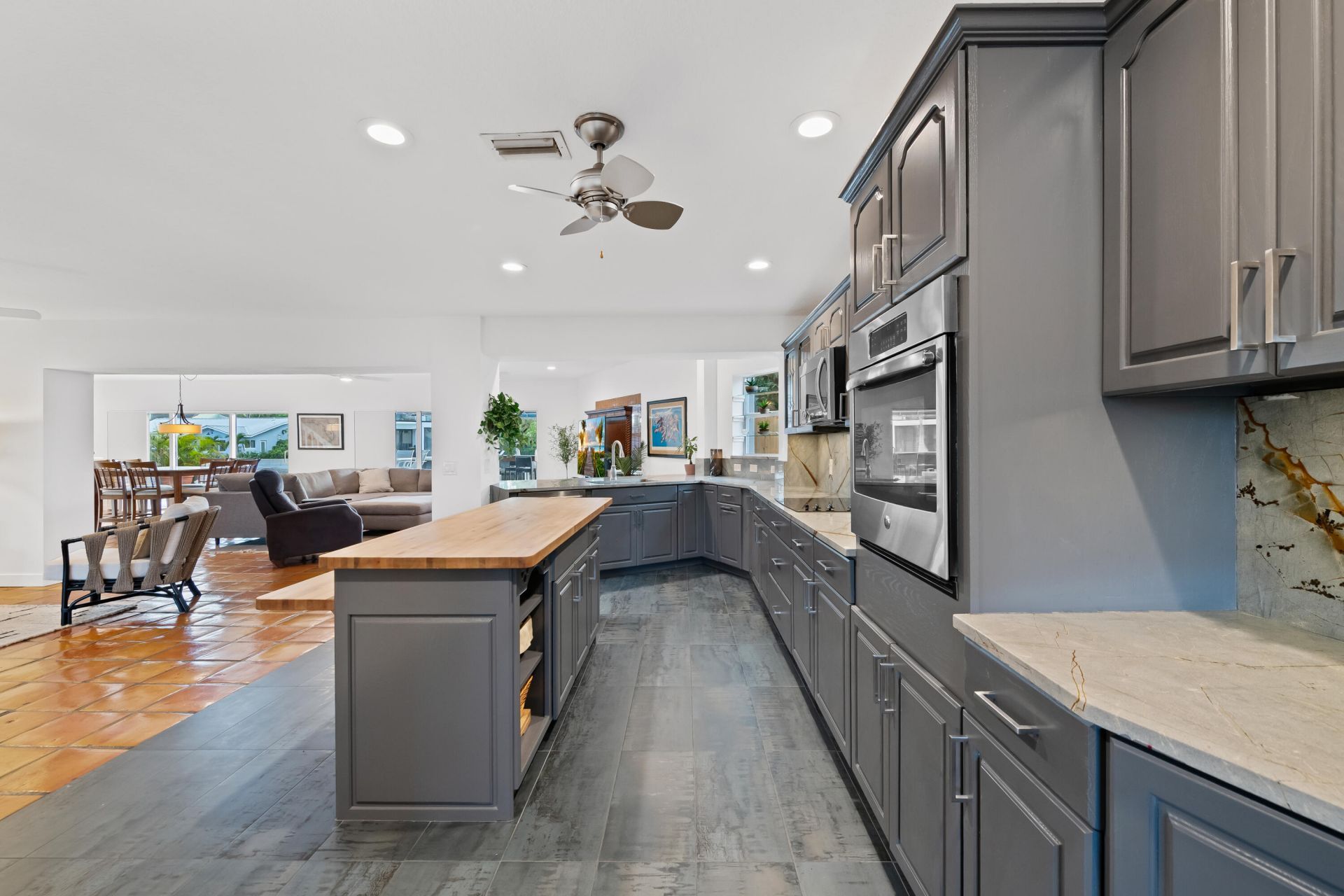 2108 NE 24th Street, Wilton Manors, FL 33305 Photo