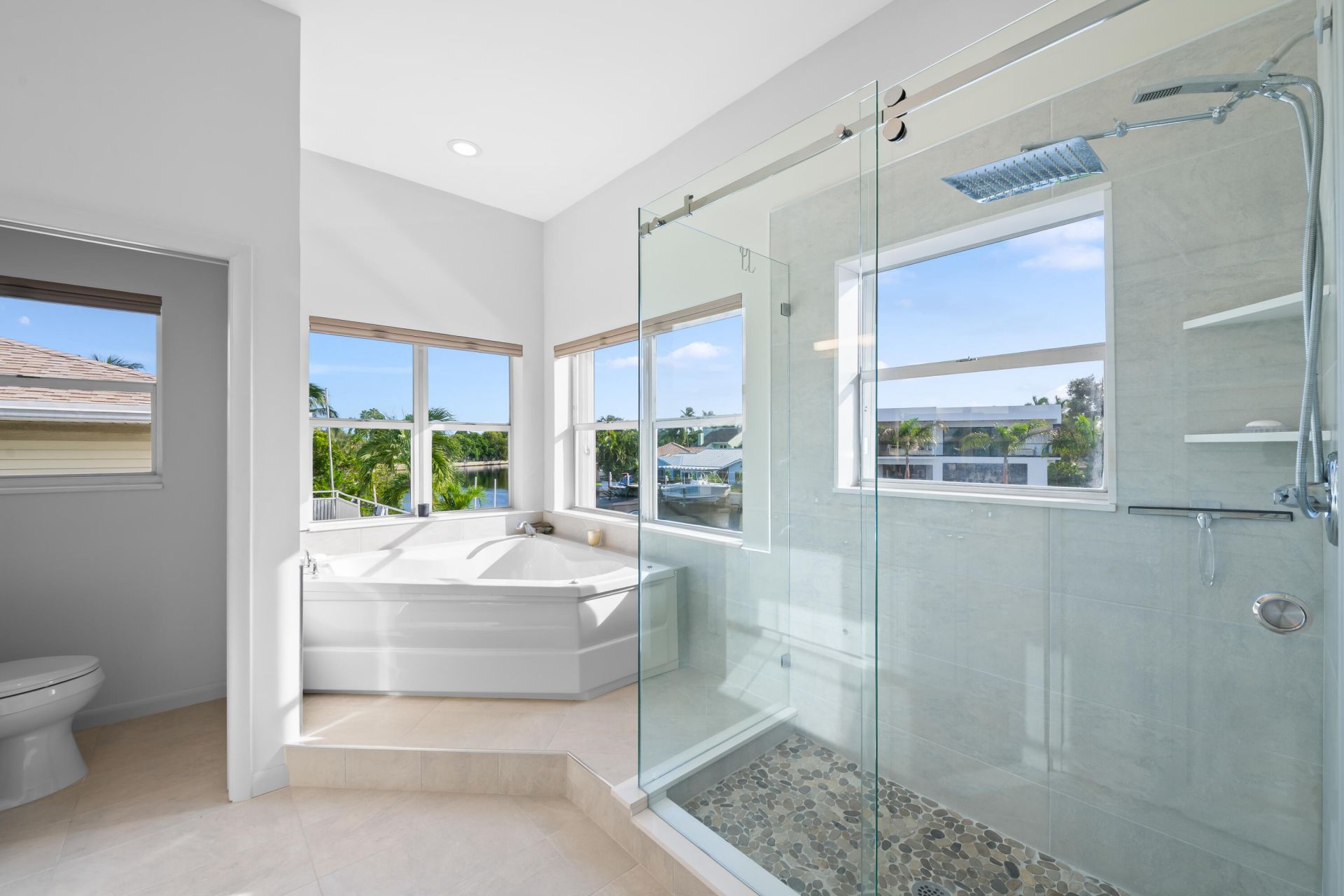 2108 NE 24th Street, Wilton Manors, FL 33305 Photo