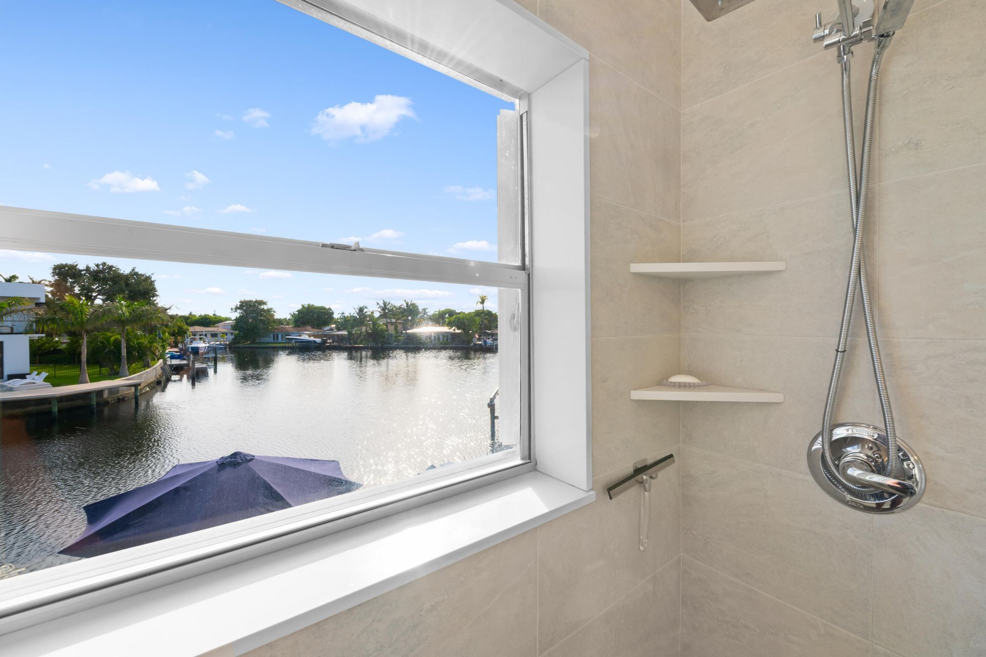 2108 NE 24th Street, Wilton Manors, FL 33305 Photo