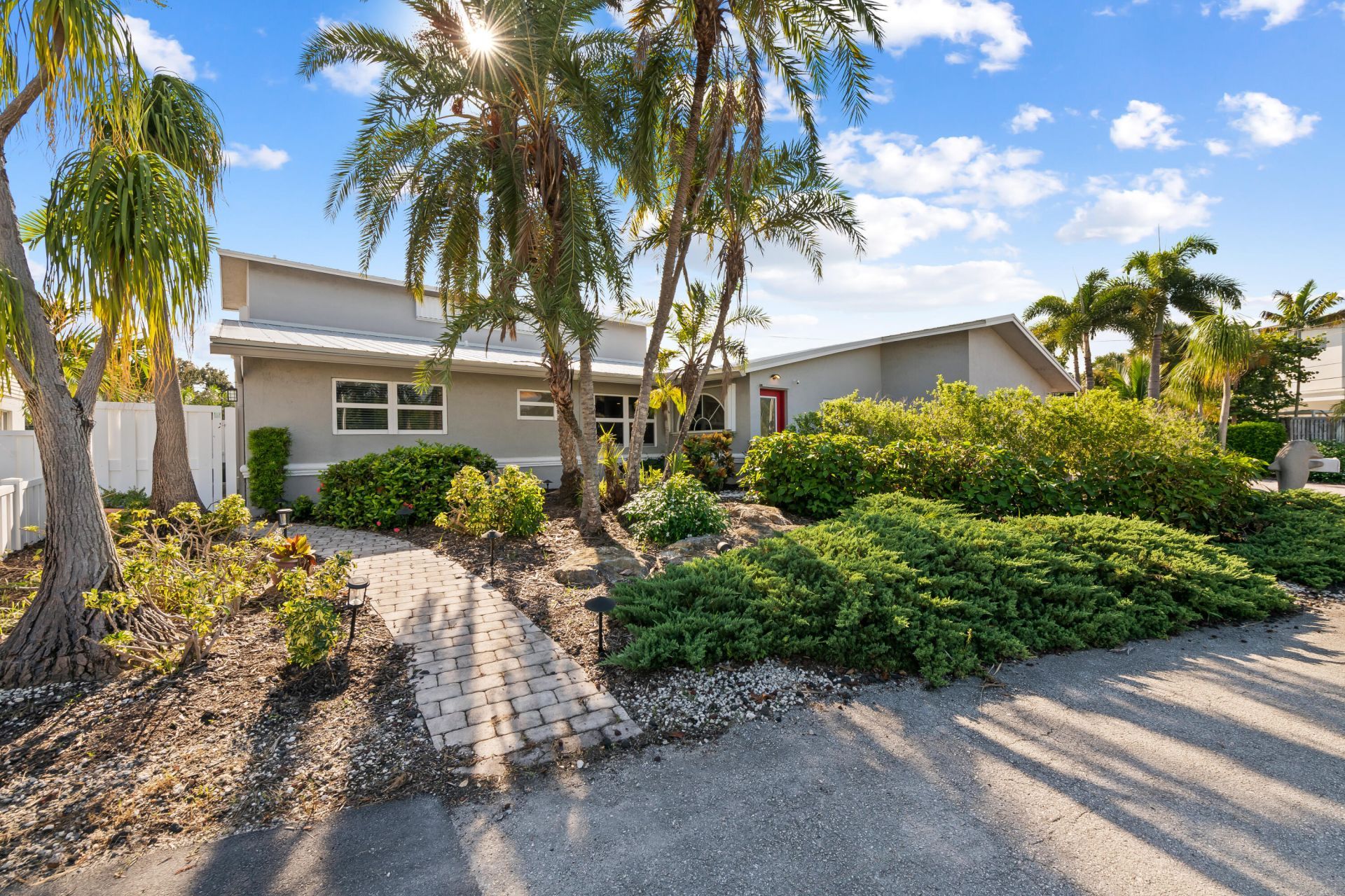 2108 NE 24th Street, Wilton Manors, FL 33305 Photo