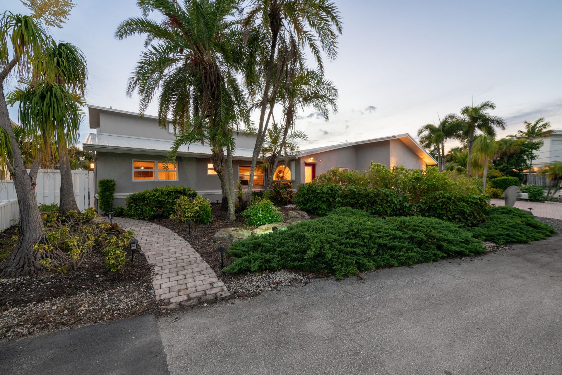 2108 NE 24th Street, Wilton Manors, FL 33305 Photo