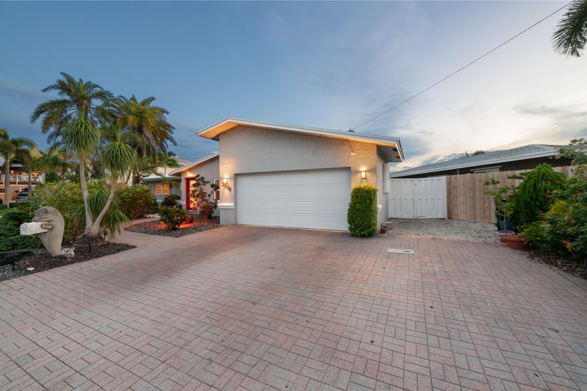 2108 NE 24th Street, Wilton Manors, FL 33305 Photo