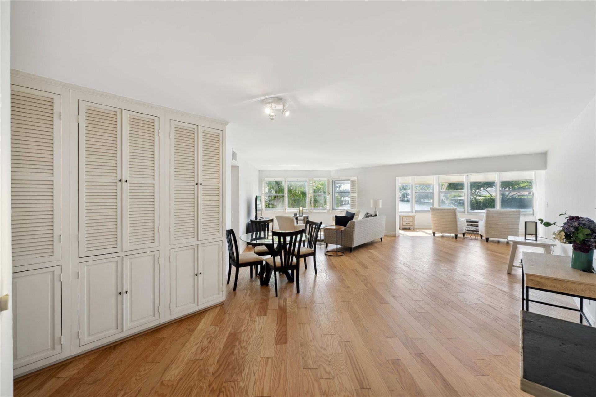 818 SE 4th Street, Unit 201, Fort Lauderdale, FL 33301 Photo