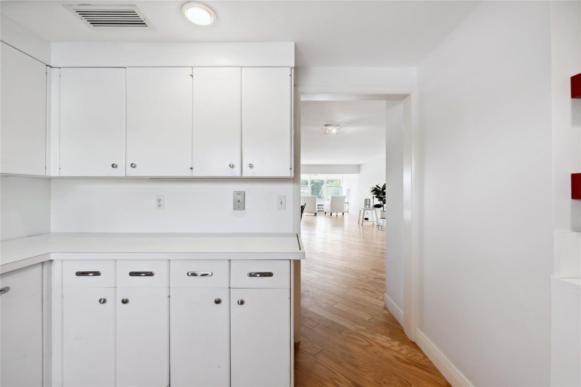 818 SE 4th Street, Unit 201, Fort Lauderdale, FL 33301 Photo