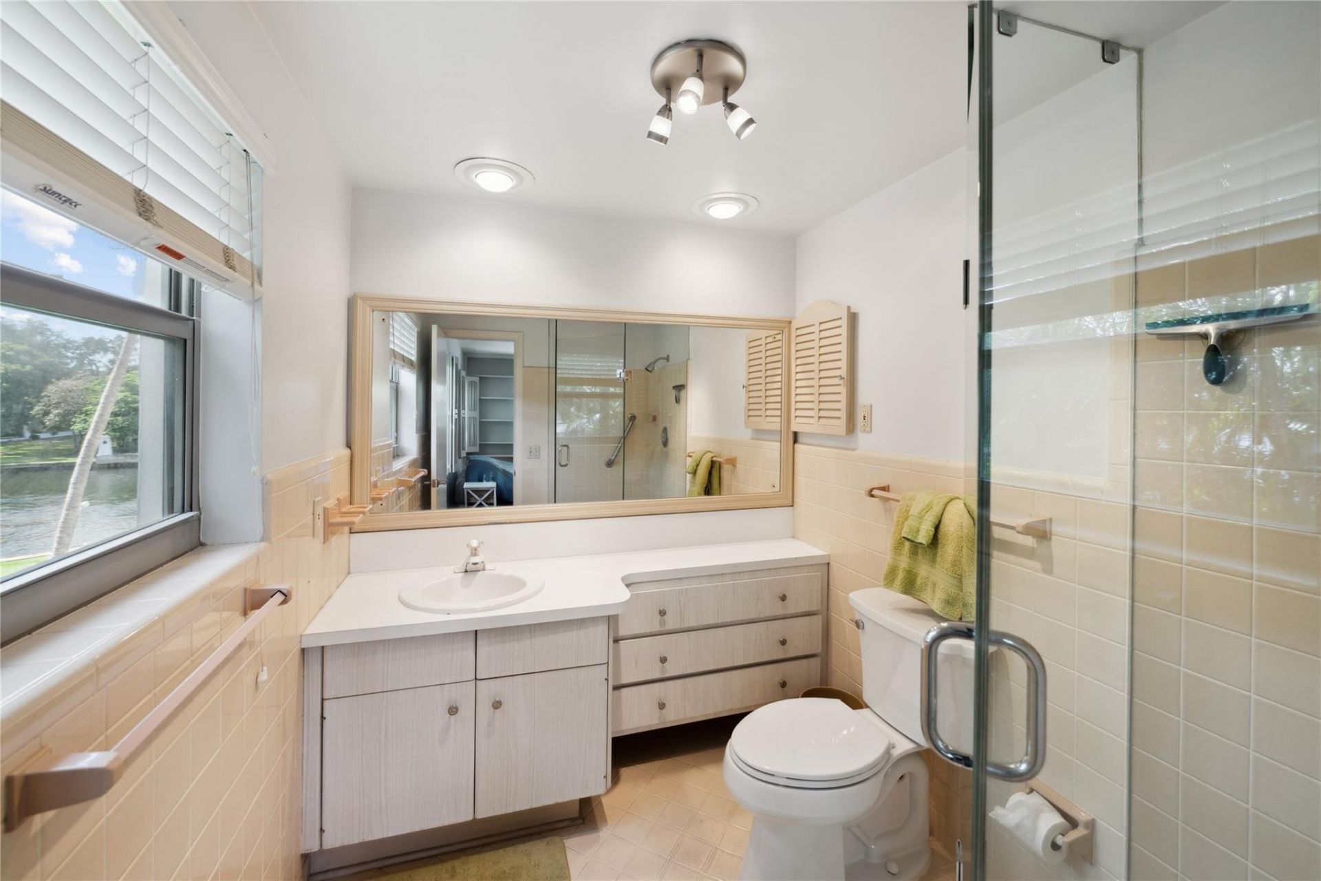 818 SE 4th Street, Unit 201, Fort Lauderdale, FL 33301 Photo