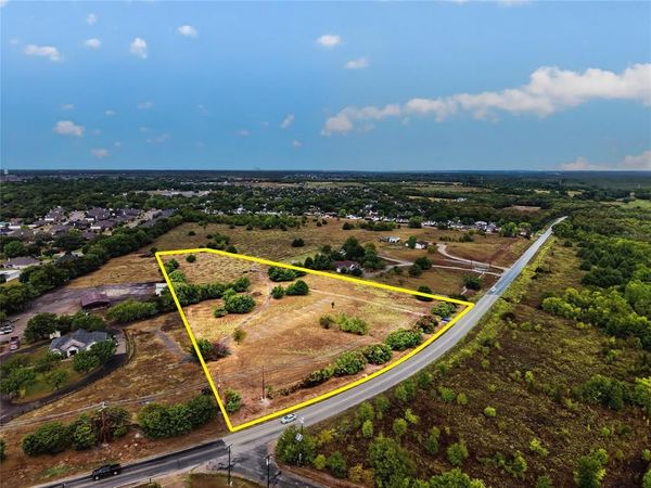 651 E Malloy Bridge Road, Seagoville, TX 75159