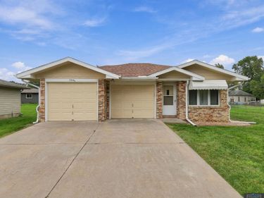1316 N 16th Street, Beatrice, NE 68310
