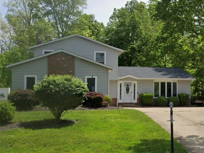305 Parkland Oval, Brunswick, OH 44212 Photo 1