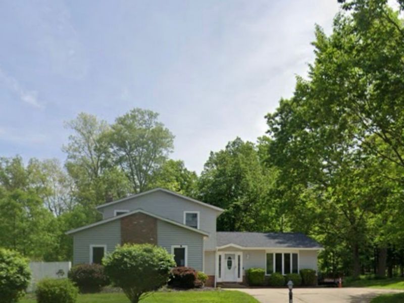 305 Parkland Oval, Brunswick, OH 44212 Photo 2