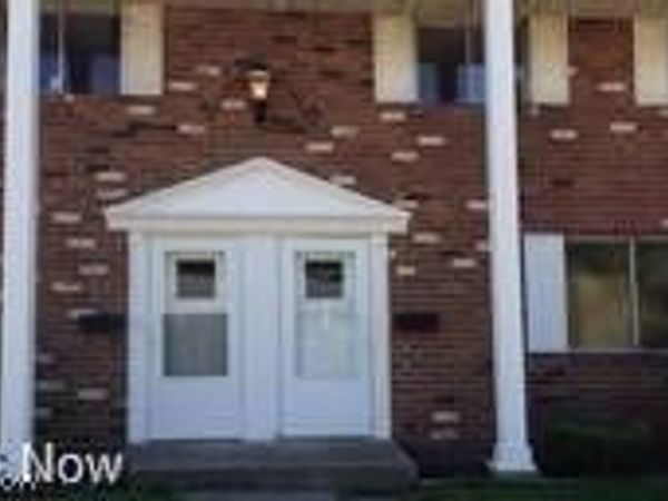 549 S Shore Court , Vermilion, OH 44089