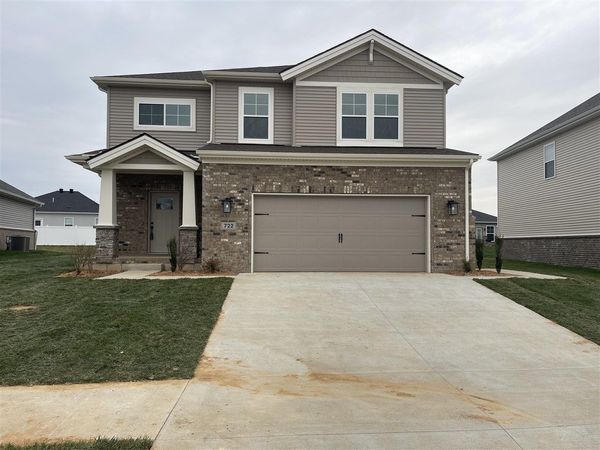 722 Kobus Street , Bowling Green, KY 42104