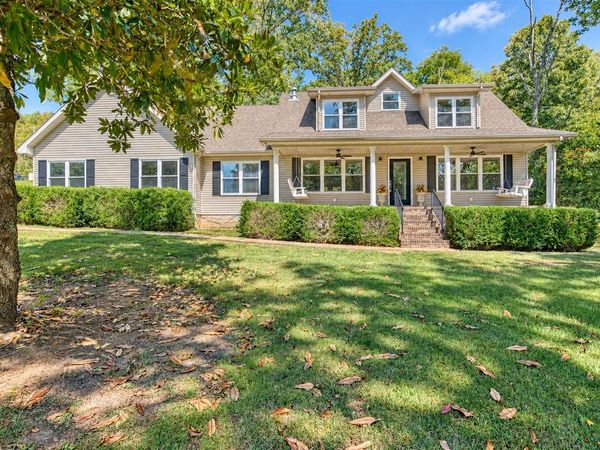 2360 Lewisburg Road , Russellville, KY 42276
