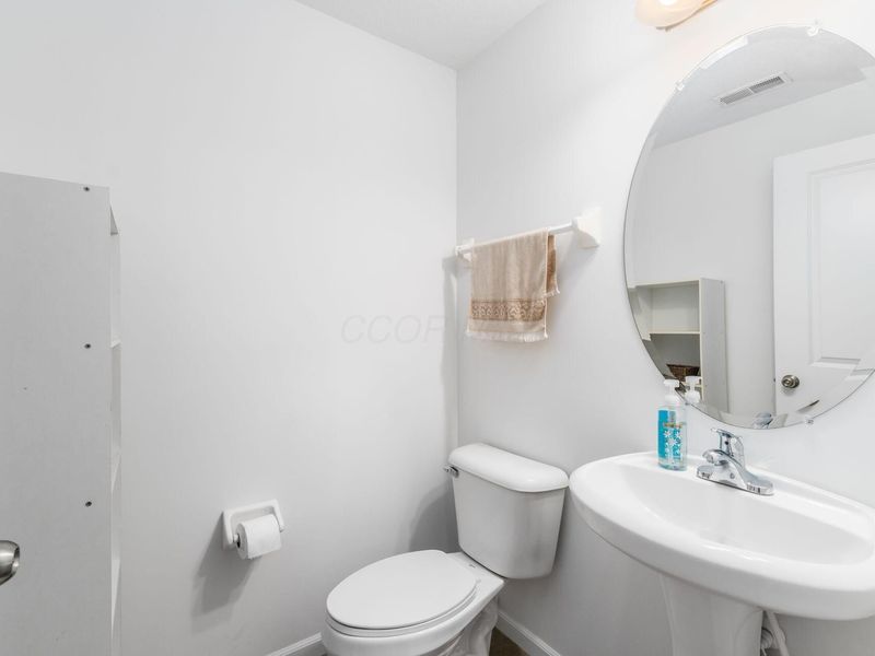 6358 Needletail Road, Unit 27, Columbus, OH 43230 Photo 26
