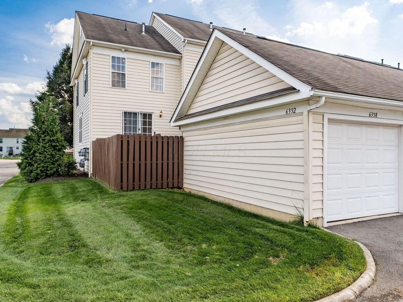 6358 Needletail Road, Unit 27, Columbus, OH 43230 Photo 31
