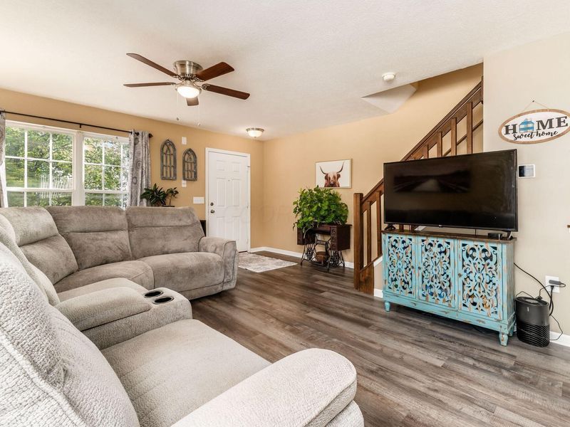 6358 Needletail Road, Unit 27, Columbus, OH 43230 Photo 6