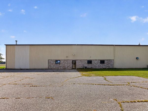 9811 US-10, Evart, MI 49631