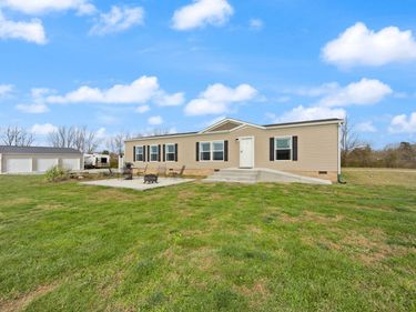 1735 Richmond Road, Lancaster, KY 40444
