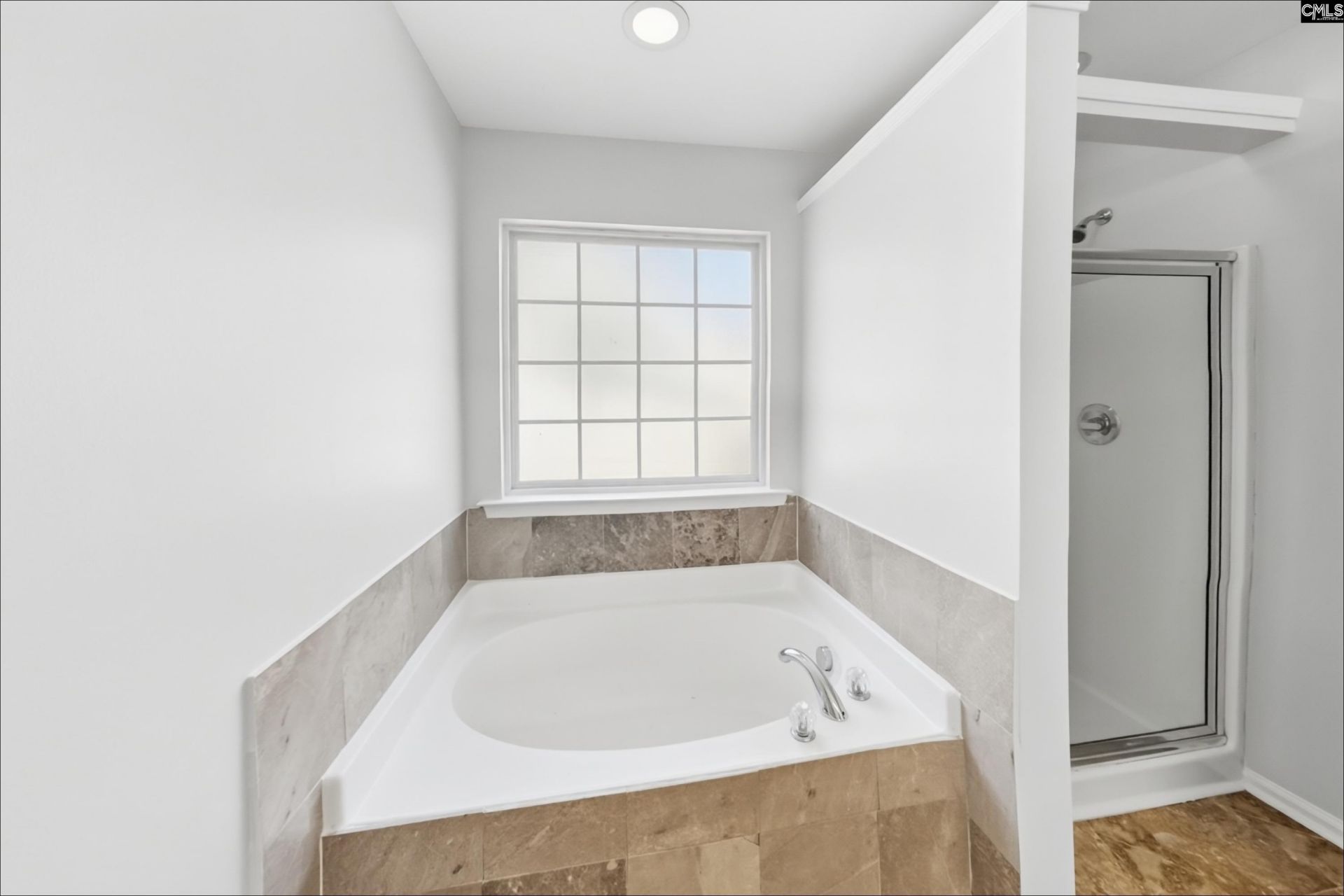 418 Abbeydale Way Photo 11