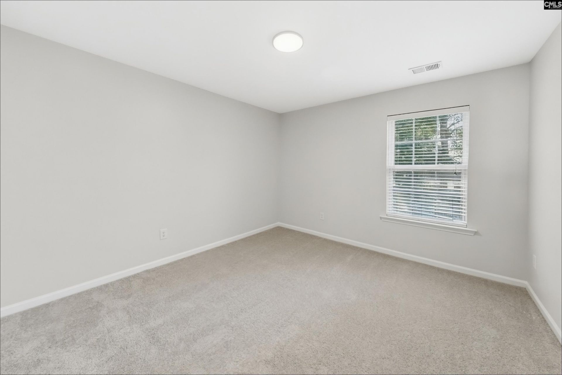 418 Abbeydale Way Photo 12