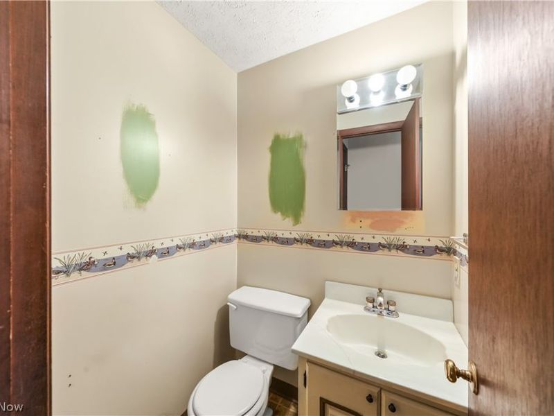 620 Ophelia Street, Newton Falls, OH 44444 Photo 21