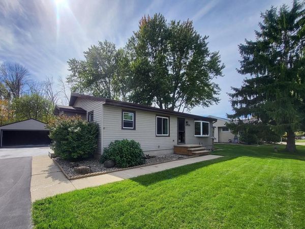1703 PLANK ROAD, Menasha, WI 54952