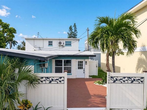14906 N BAYSHORE DRIVE , MADEIRA BEACH, FL 33708
