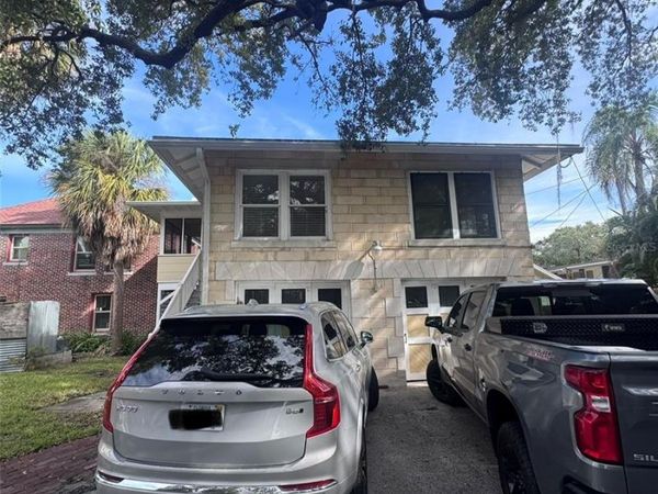 22 1/2 N SPRING BLVD , TARPON SPRINGS, FL 34689