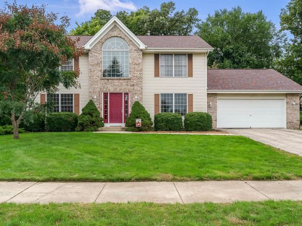 2018 Grandchester Place, ROCKFORD, IL 61107