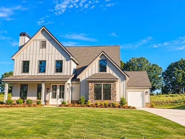 181 Maney Drive , Statham, GA 30666