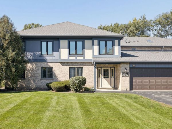 2621 Essington Road , Unit 2621, Joliet, IL 60435