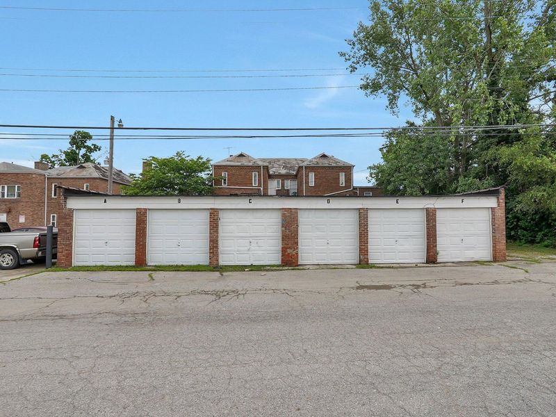 3349 E Broad Street, Columbus, OH 43213 Photo 9