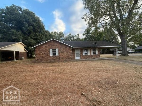 139 W Greenbriar Drive W, Osceola, AR 72370