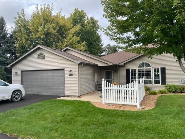 1706 D SW Carriage Home Drive SW, Unit 29, Austin, MN 55912