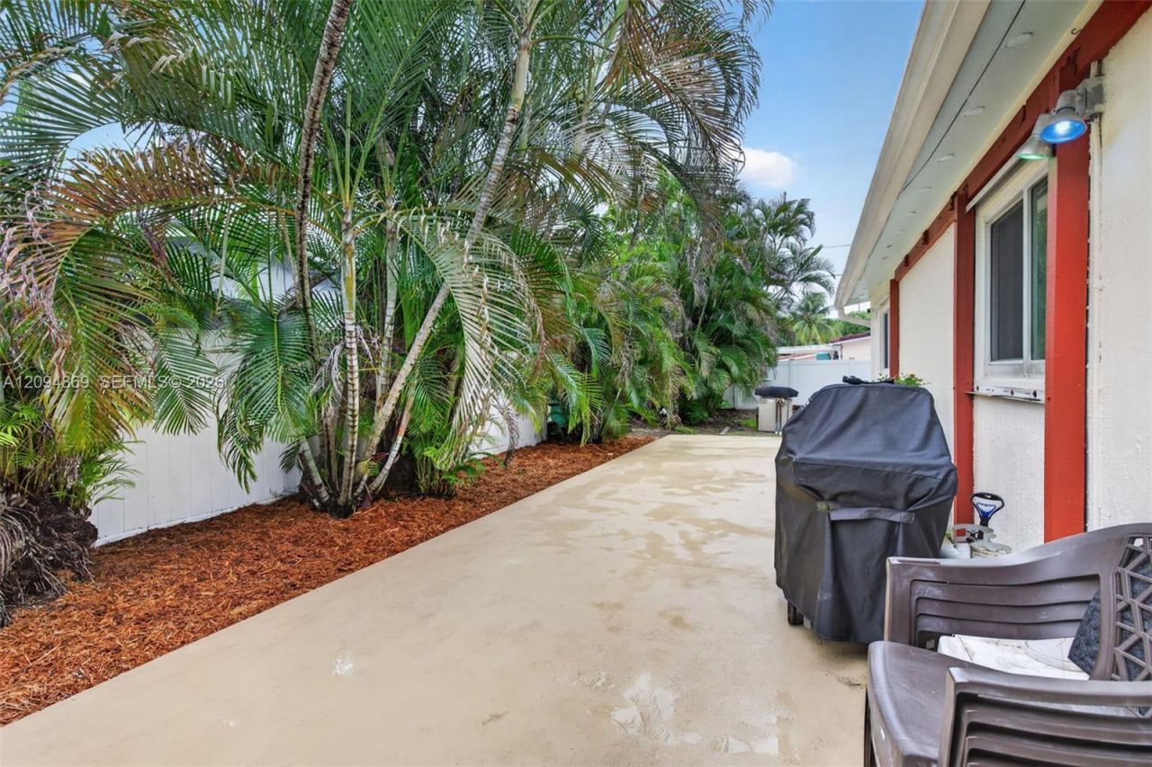 6520 Coolidge St , Hollywood, FL 33024 Photo
