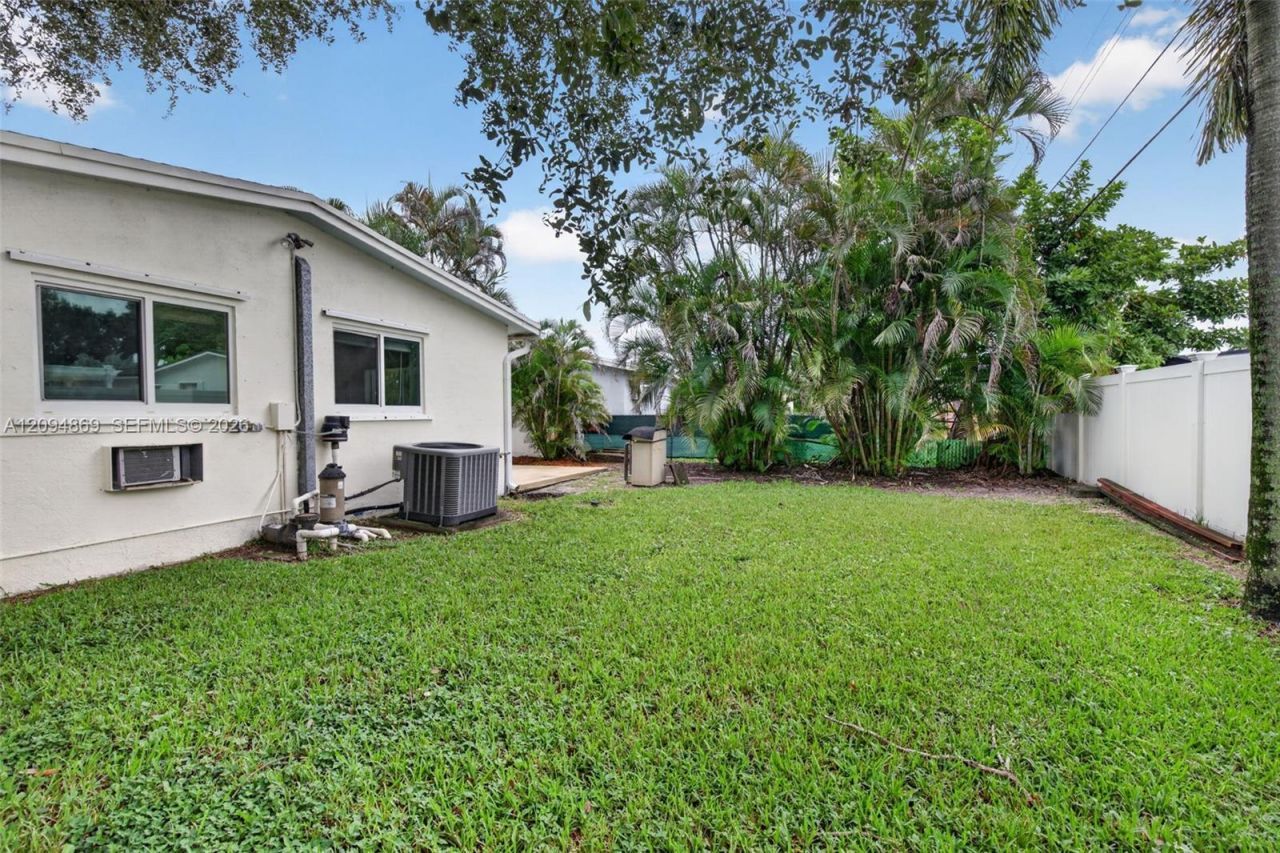 6520 Coolidge St , Hollywood, FL 33024 Photo