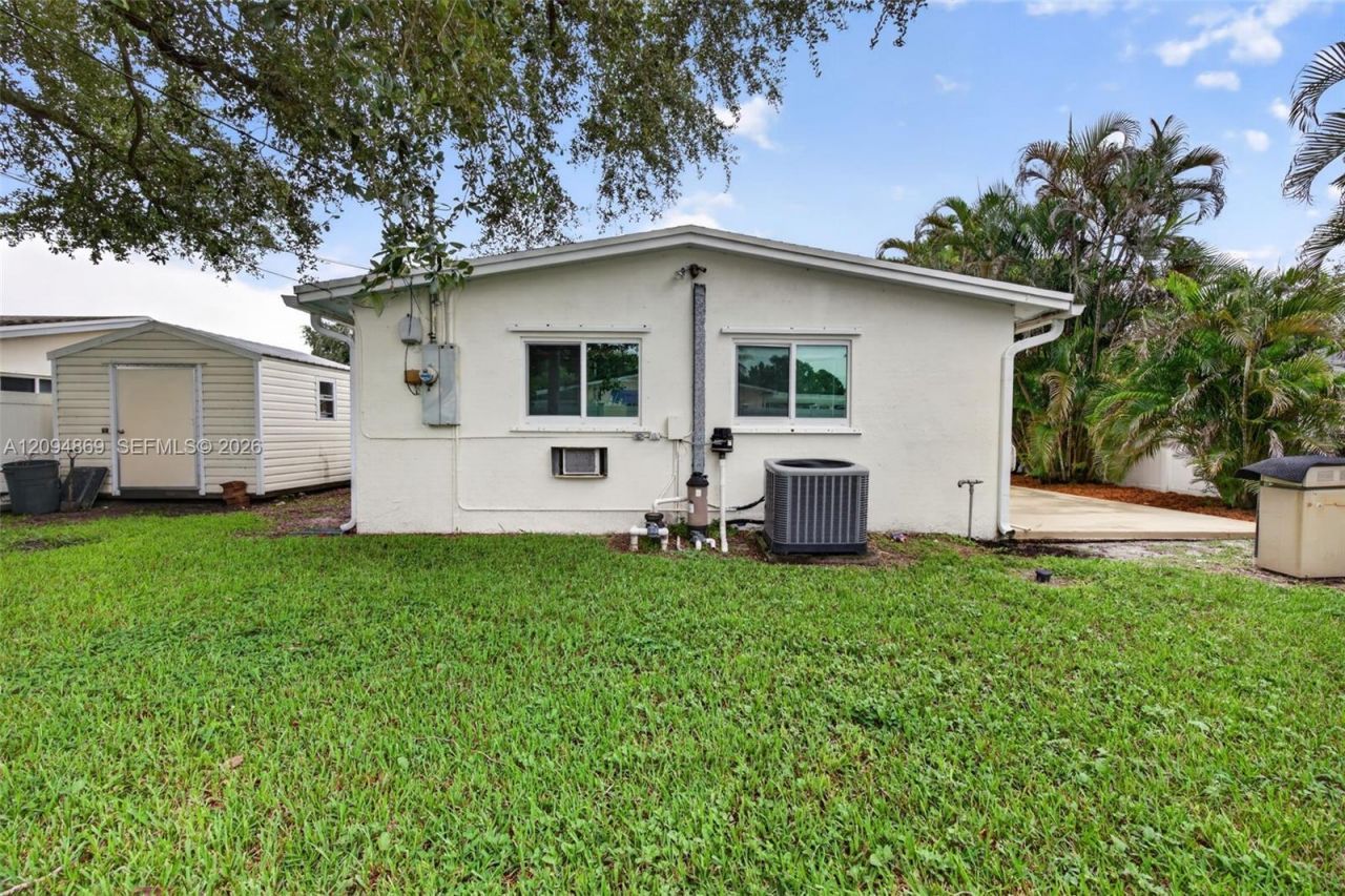6520 Coolidge St , Hollywood, FL 33024 Photo