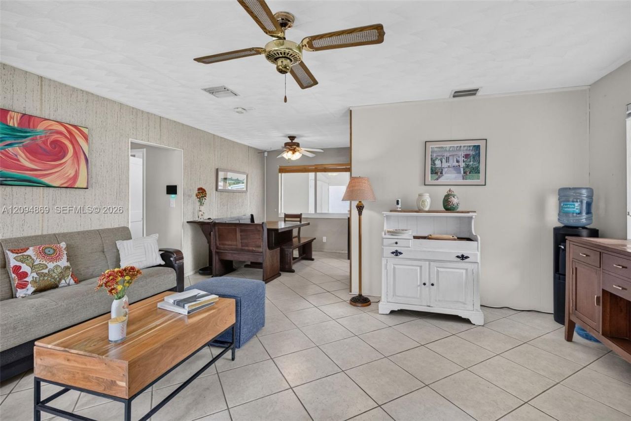 6520 Coolidge St , Hollywood, FL 33024 Photo