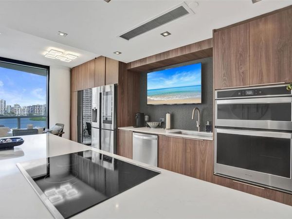 4000 Island Blvd , Unit 1205, Aventura, FL 33160